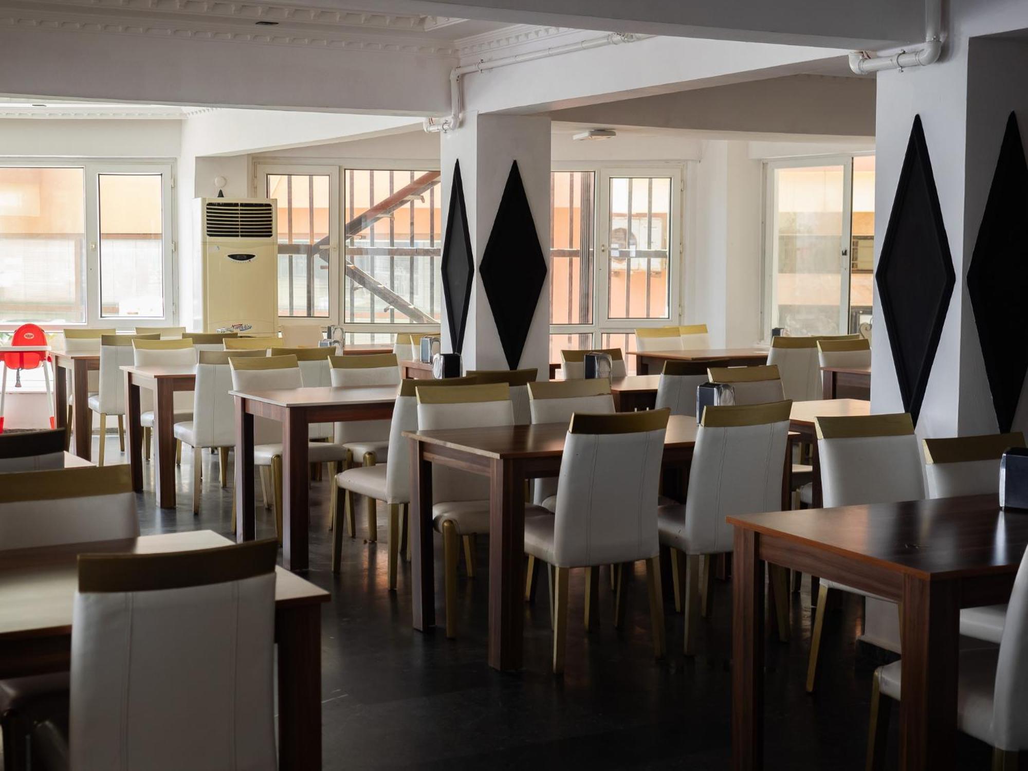 Hotell Sun Fire 4*